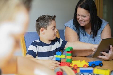 Supporting mental health and wellbeing in family day care